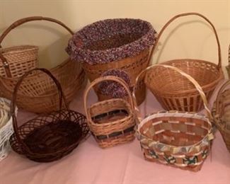 CLEARANCE!!!  $3.00 NOW, WAS $12.00...............Basket lot (P560)