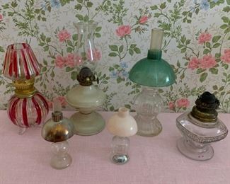 CLEARANCE!!!  $6.00 NOW, WAS $30.00..............Antique Miniature Oil Lamps (P783)