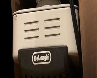 DeLonghi electric oil filled radiator