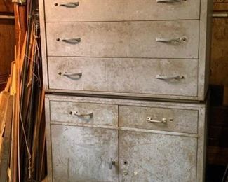 DOEHLER Metal Furniture Company Chest