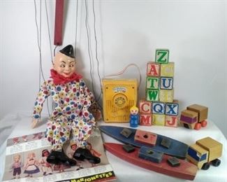 Hazelles Marionette, FP radio and vintage wood games
