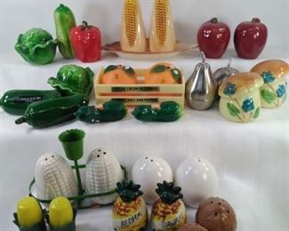 Fruit and veggie vintage salt and pepper shakers