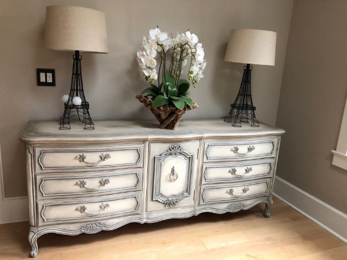 Beautiful Gray Distressed Cabinet, Pr. of Eiffel Tower Lamps, Floral Decor