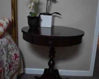 Antique Duncan Phyfe Round Table