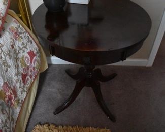 Antique Duncan Phyfe Round Table