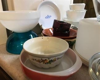 Vintage Pyrex and Fireking