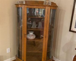  ANTIQUE  CUREO CABINET 