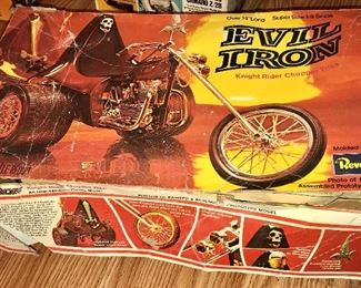 EVIL IRON REVELL MOTORCYCLE MODEL