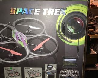 LARGE SPACE TREK DRONE