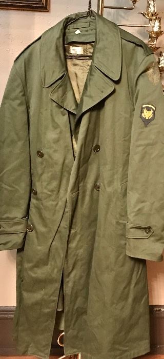 VINTAGE MILITARY COAT