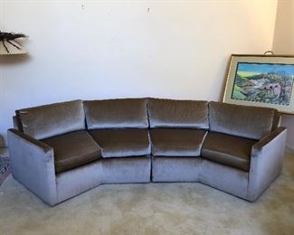 5 Piece curved velvet sectional.  There is a center piece not showing in the photo