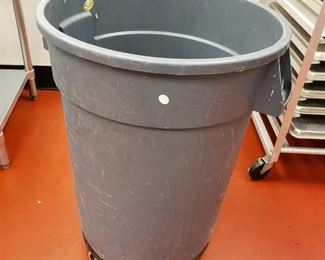 trash can on wheels