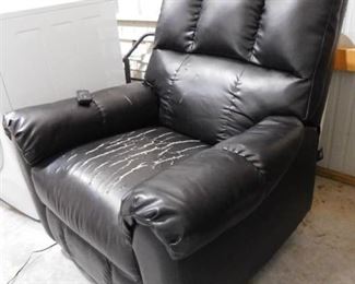 Serta black leather reclining massage chair W/ remote