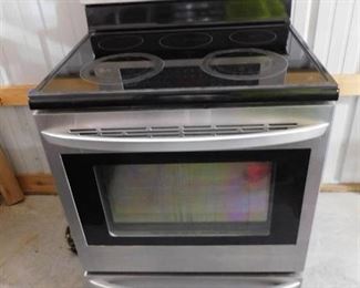 LG 5 burner easy clean electric stove with infrared grill top- black with 4 prong cord (has 3 oven racks) 48in H X 30in W X 26in D