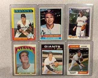 5 Card Lot Gaylord Perry Topps 1971 #140; 1972 #285; 1974 #35; 1975 #530; 1976 #55; 1978 #686