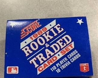 Factory Set 1989 Score Rookie & Traded Includes Griffey, Randy Johnson Rookie Cards