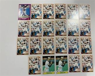 23 Card Lot Eddie Murray 1979 Topps #640 (x2), 1983 Topps #530 (x20) 1988 Score