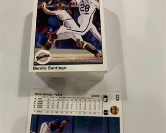 Lot of 100 1990 Upper Deck #325 Benito Santiago Cards