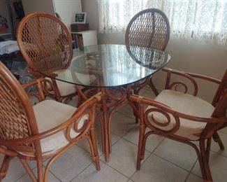 GLASSTOP RATTAN TABLE & 4 CHAIRS