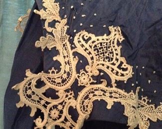 Detail Victorian silk blouse