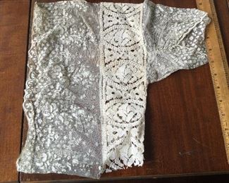 Victorian lace half detail