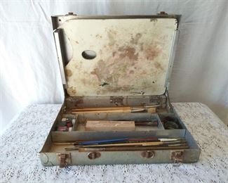 Painter's Art Kit in Steel Box