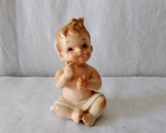 Inarco Baby Sitting Figurine