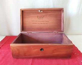 Lane Cedar Box