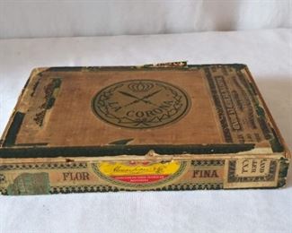 Vintage LA Corona Cigar Box