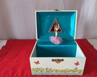 Vintage Ballerina Musical Jewelry Box