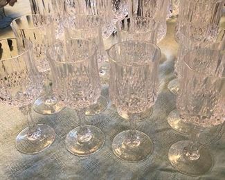 $48 / Set of 16 Cristal d’arques stemware glasses