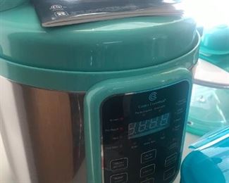 Pressure Cooker, Cooks Essentials, new 