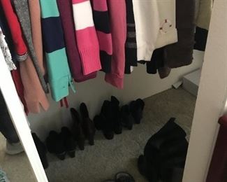 brand name clothing $2 !  Brand new shoes in box $5