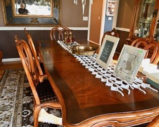 hooker dining room table