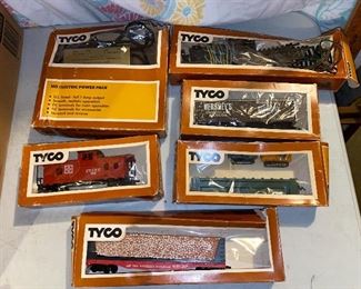Tyco Trains HO Size $18.00