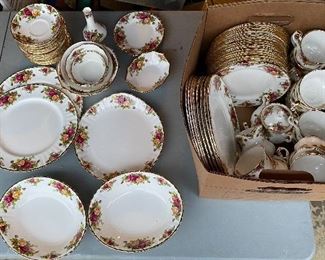 72 Pieces of Royal Albert Old Country Roses Dish Set $375.00