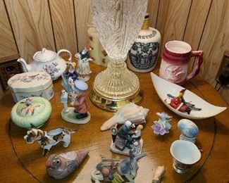 Decorative Figurines
