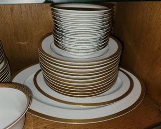Sango China Set