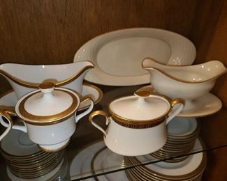 Sango China Set