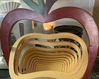 Wooden nesting apple