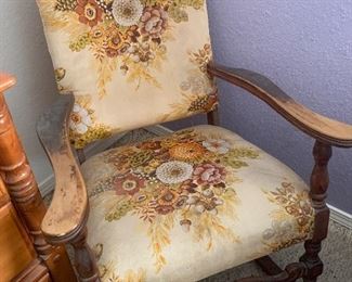 Antique arm chair