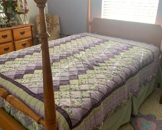 Queen bed frame and quilt