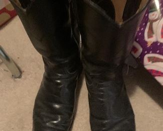 Men's western boots size 10.5