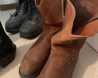 Men's boots size 10.5