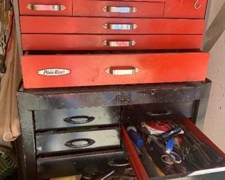 Power Kraft rolling tool chest (black) with upper cabinet in red
