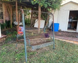 Metal glider