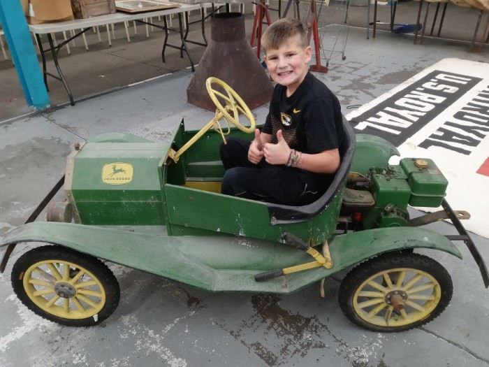 Rob Barker Auctions in Saint Joseph, MO starts on 11/19/2020