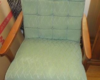 retro chair (slight damage)