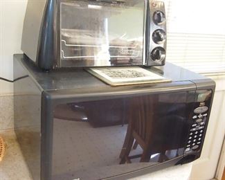 Microwave and toaster oven