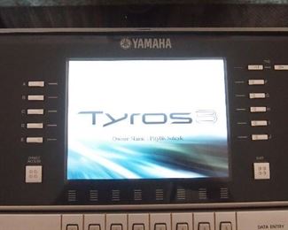 Tyros screen